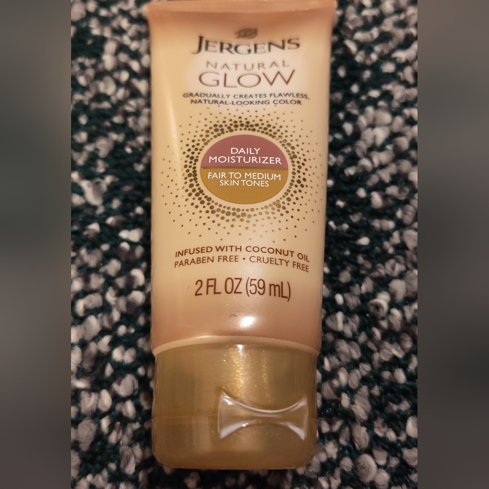 NEW! Jergens Natural Glow Tinted Self Tanning Lotion 2oz